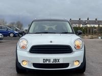 Used Mini Cooper D 2011 White Hatchback
