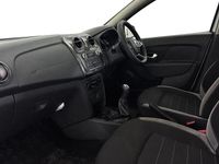 Used Dacia Sandero Essentiel 73 HP (53 kW) 2019 White SUV