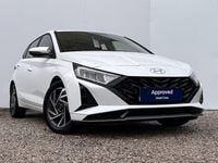 Used Hyundai i20 Advanced 90 HP (66 kW) 2024 White Hatchback
