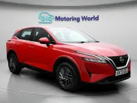 Used Nissan Qashqai Acenta Premium 158 HP (116 kW) 2023 Red SUV