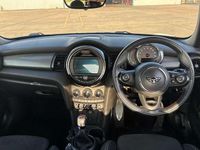 Used Mini Cooper Hatch 136 HP (100 kW) 2019 Blue Hatchback