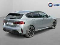 Usado BMW 123 M Sport 204 CV (150 kW) 2025 Gris Utilitario