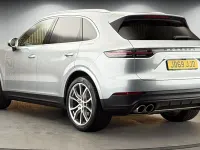 Used Porsche Cayenne 440 HP (323 kW) 2019 Dolomite silver SUV
