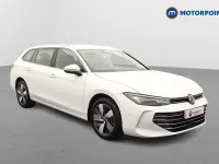 Begagnad VW Passat Life 204 HK (150 kW) 2025 Vit Kombi