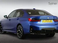 Begagnad BMW 330e M Sport 288 HK (211 kW) 2026 Blå