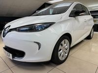 Used Renault Zoe Dynamique 64 kW (88 HP) 2016 White Hatchback