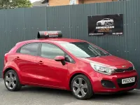 Used Kia Rio 2013 Red Hatchback