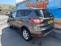 Begagnad Ford Kuga Zetec 120 HK (88 kW) 2018 Grå SUV
