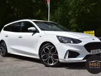 Used Ford Focus ST-Line X 2019 White Estate
