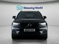 Used Volvo XC40 R-Design 190 HP (139 kW) 2020 SUV