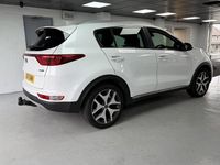 Used Kia Sportage GT-Line 115 HP (84 kW) 2017 White SUV