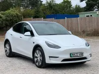 Used Tesla Model Y Long Range AWD 378 kW (514 HP) 2022 White SUV