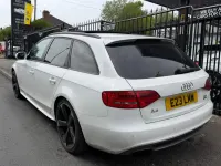 Begagnad Audi A4 Black Edition 136 HK (100 kW) 2011 Vit Kombi