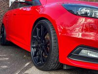 Used Ford Focus ST 250 HP (183 kW) 2017 Red Estate