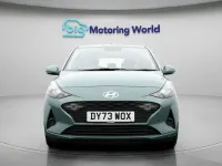 Used Hyundai i10 Advanced 84 HP (61 kW) 2024 Green Hatchback