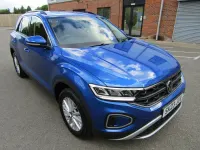 Used VW T-Roc Life 150 HP (110 kW) 2023 Blue SUV