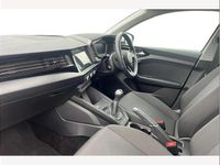 Used Audi A1 Design 95 HP (69 kW) 2023 White SUV