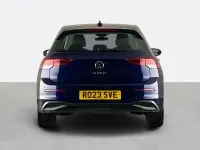 Used VW Golf VIII Life 110 HP (80 kW) 2023 Blue Hatchback