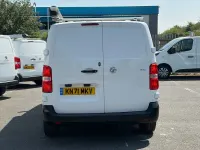 Used Vauxhall Vivaro 100 HP (73 kW) 2021 White MPV