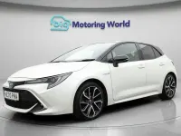 Used Toyota Corolla 184 HP (135 kW) 2021 White Hatchback