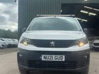 Used Peugeot Partner 100 HP (73 kW) 2021 White MPV