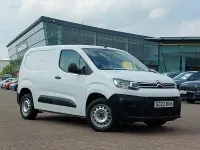 Used Citroën Berlingo 100 HP (73 kW) 2023 White MPV