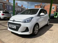 Used Hyundai i10 SE 87 HP (63 kW) 2018 White Hatchback