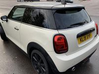 Used Mini Cooper Classic 136 HP (100 kW) 2021 Hatchback
