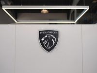 Used Peugeot 2008 GTi 129 HP (94 kW) 2022 Blue SUV