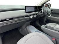 Used Kia EV3 Air 147 kW (201 HP) 2024 Orange SUV