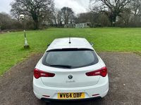 used Alfa Romeo Giulietta 1.4 TB MULTIAIR DISTINCTIVE 5d 170 BHP Hatchback