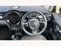 Usado Mini Cooper Classic 136 HP (100 kW) 2022 Azul Citadino