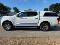 Used Nissan Navara Tekna 190 HP (139 kW) 2017 White Pickup