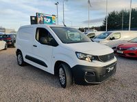 Used Peugeot Partner 130 HP (95 kW) 2020 White MPV