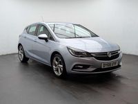 Used Vauxhall Astra SRi 200 HP (147 kW) 2019 Silver Hatchback