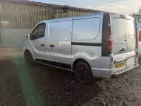 Gebraucht Vauxhall Vivaro Sportive 125 PS (91 kW) 2018 Silber Van / Kleinbus