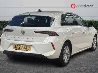 Used Vauxhall Astra Design Edition 110 HP (80 kW) 2023 White Hatchback