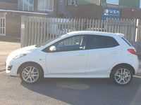 Used Mazda 2 84 HP (61 kW) 2015 White Hatchback