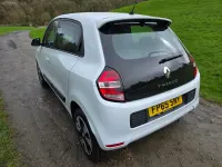 Second-hand Renault Twingo Play 70 CP (51 kW) 2015 Alb Hatchback