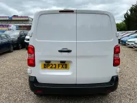 Second-hand Peugeot Expert Premium 2023 Alb Van