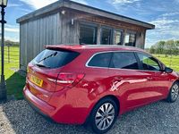 Used Kia Ceed Sportswagon 120 HP (88 kW) 2016 Red Estate
