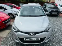 Begagnad Hyundai i20 Active 2015 Silver Halvkombi