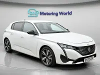 Gebraucht Peugeot 308 Allure 129 PS (94 kW) 2022 Weiß Kleinwagen