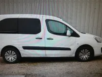 Used Citroën Berlingo Feel 100 HP (73 kW) 2015 White MPV