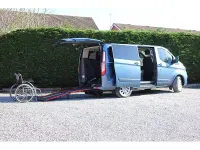 Begagnad Ford Tourneo Custom 130 HK (95 kW) 2019 Blå Van