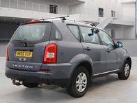 Used Ssangyong (KGM) Rexton 178 HP (130 kW) 2016 Grey SUV