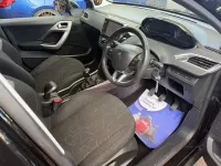 Używany Peugeot 2008 Active 2016 Czarny SUV