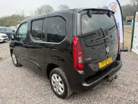 Used Vauxhall Combo S 100 HP (73 kW) 2021 Black MPV