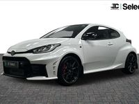 Used Toyota Yaris 257 HP (189 kW) 2024 White Hatchback