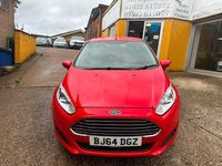 Used Ford Fiesta Zetec 82 HP (60 kW) 2014 Red Hatchback